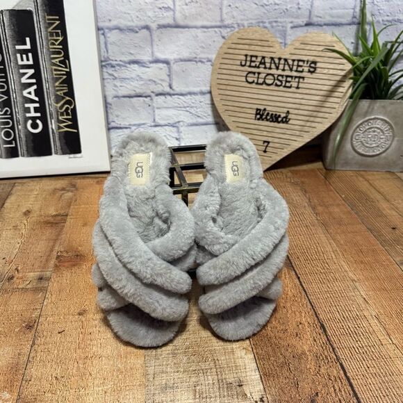 Women’s Scuffita Ugg Slippers size 9 - Picture 5 of 8